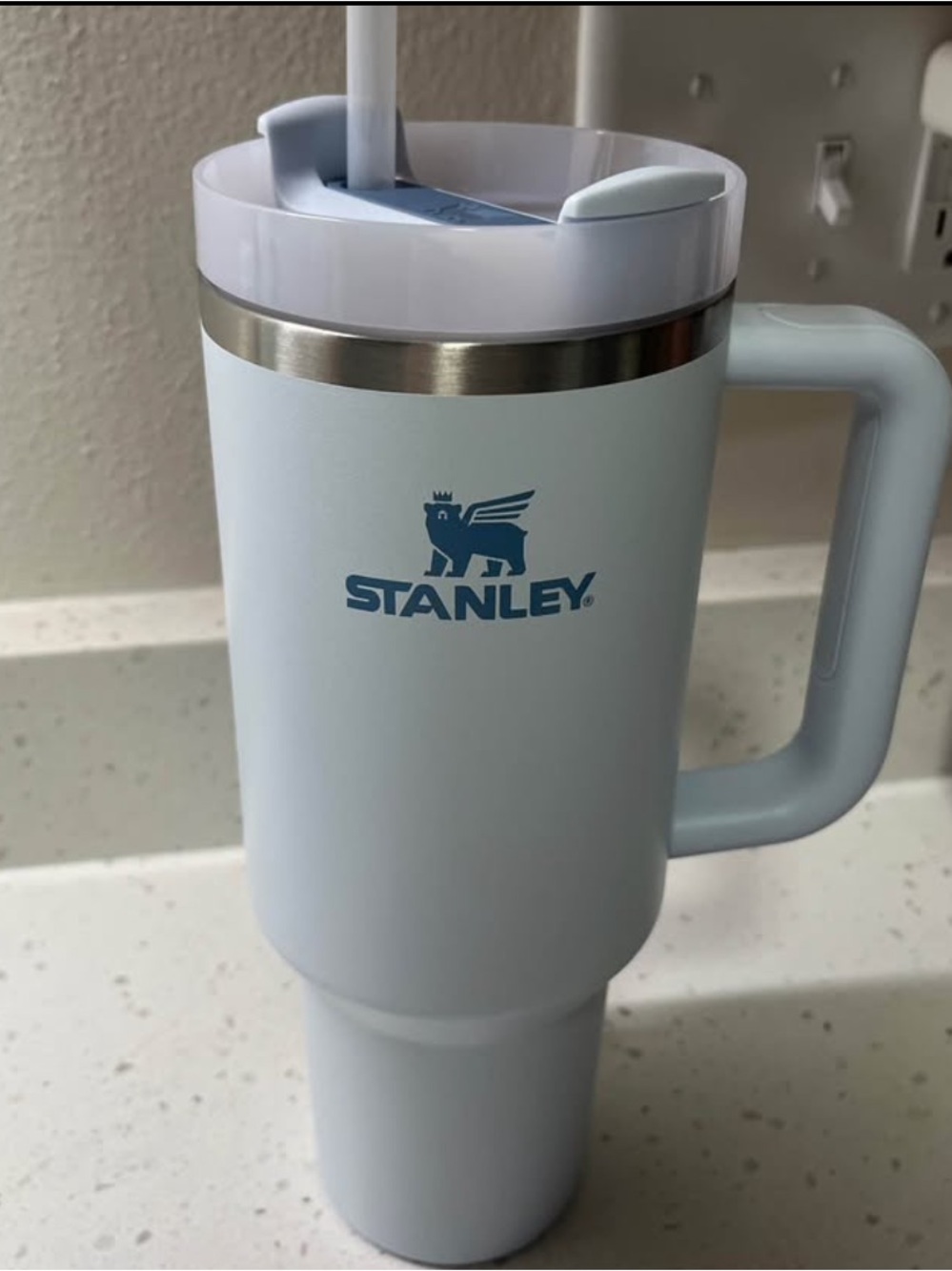 Stanley 30oz tumbler Glacier